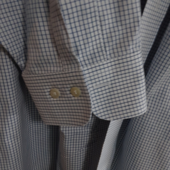 2 Brooks Brothers 17.5/33 Regent long sleeve button downs - Picture 11 of 11